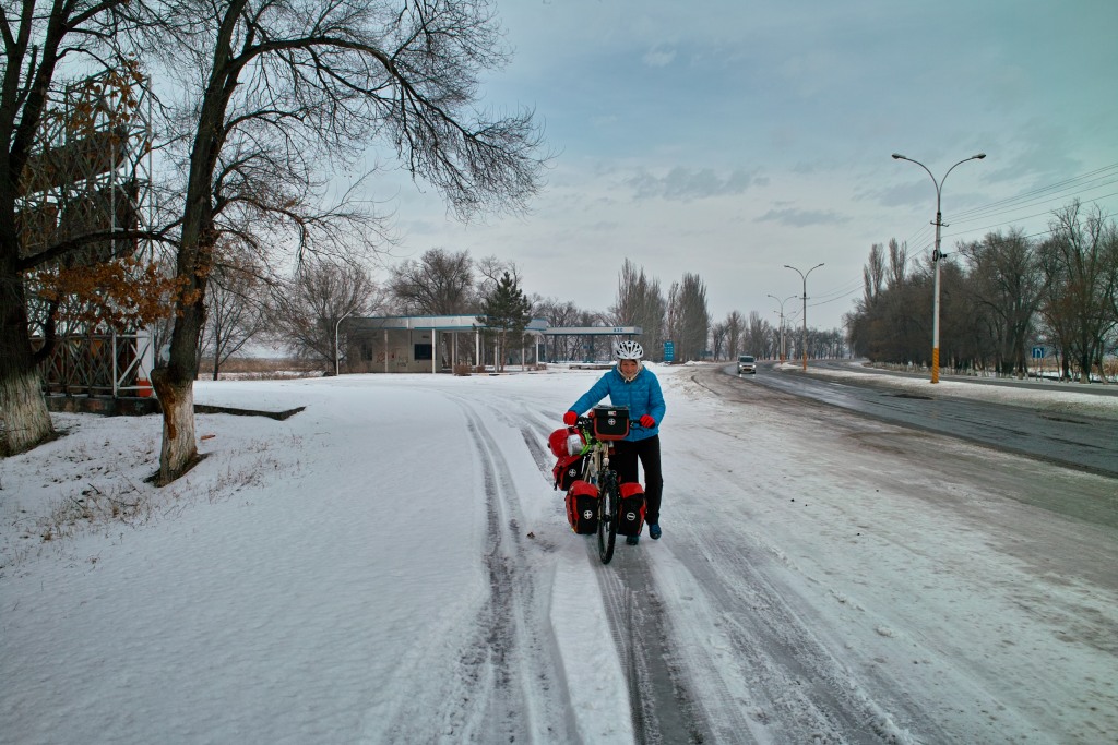 Durch Eis und Schnee nach Bishkek.