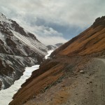 Die Landschaft wird immer schroffer.