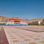 Zentraler Platz in Tongren.