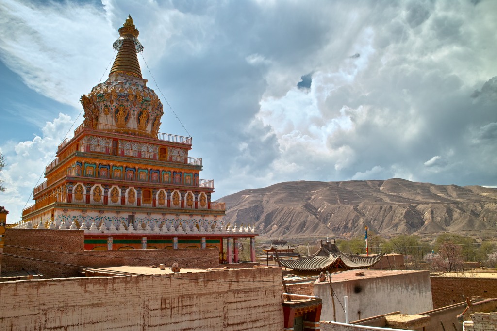 Bunte Stupa.