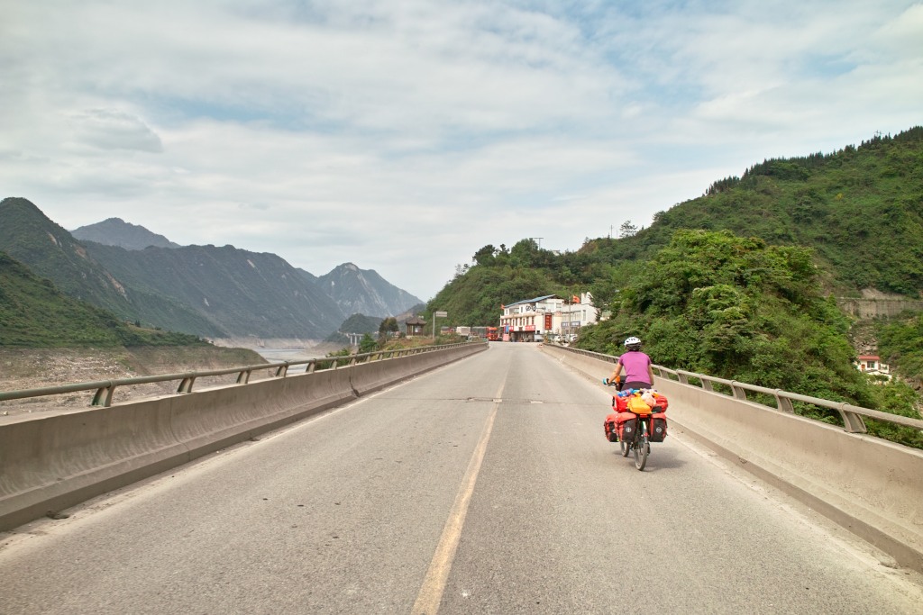 Die letzten Berge vor Chengdu.